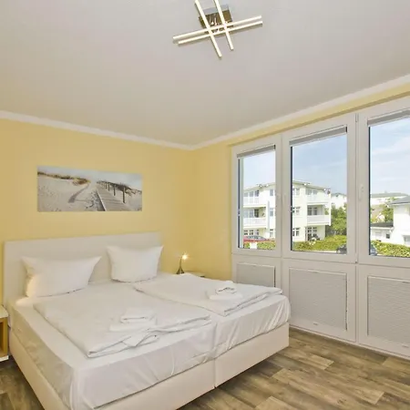 Mit Meerblick Und Balkon, Gratis Nutzung Vom Ahoi Erlebnisbad Und Sauna In Sellin - Meeresblick 65 Lejlighed *