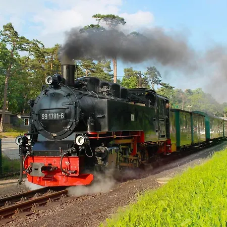 Mit Meerblick Und Balkon, Gratis Nutzung Vom Ahoi Erlebnisbad Und Sauna In Sellin - Meeresblick 65 *